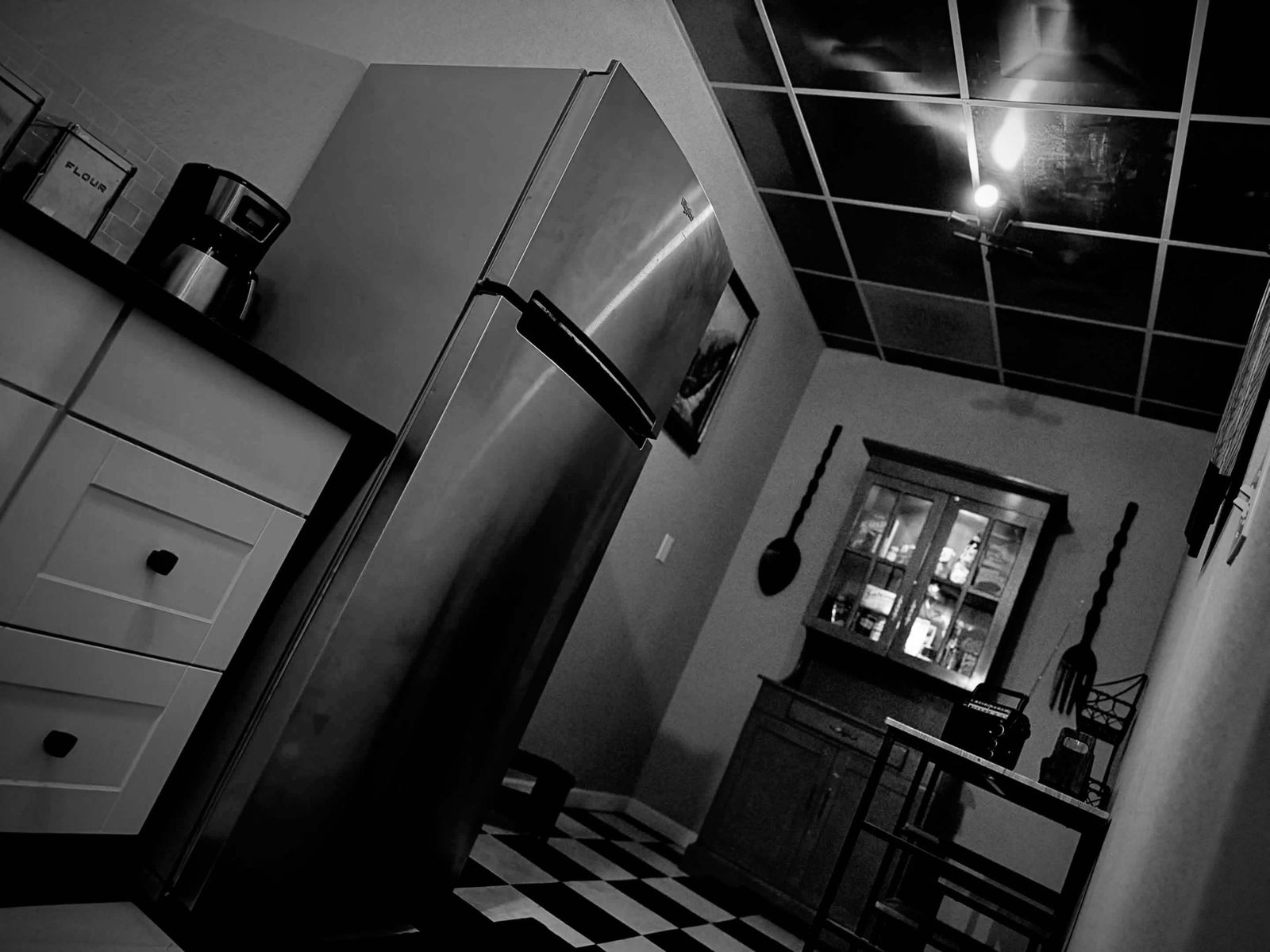 Occam’s Apartment — photo 5